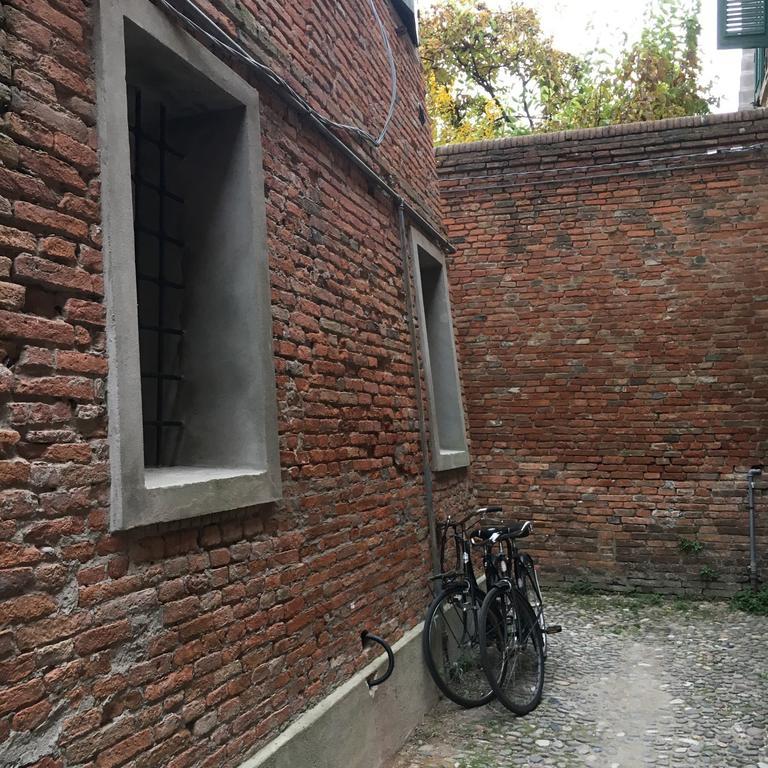 Nel Cuore Di Ferrara Exterior foto